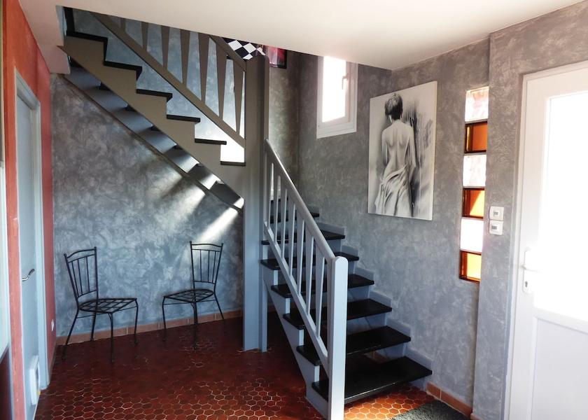 Bourgogne-Franche-Comté Baume-les-Dames Interior entrance