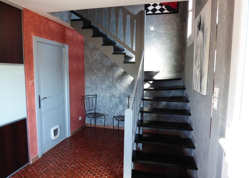 Bourgogne-Franche-Comté Baume-les-Dames Interior entrance