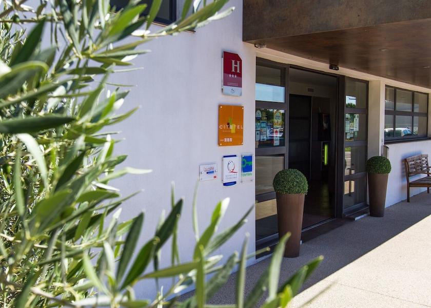 Occitanie Mauguio Entrance