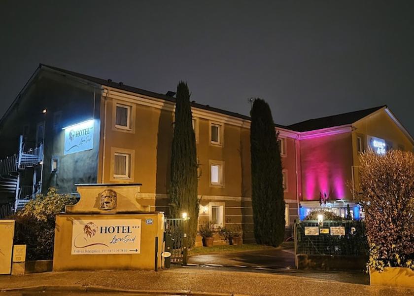 Auvergne-Rhone-Alpes Pierre-Benite Exterior Detail