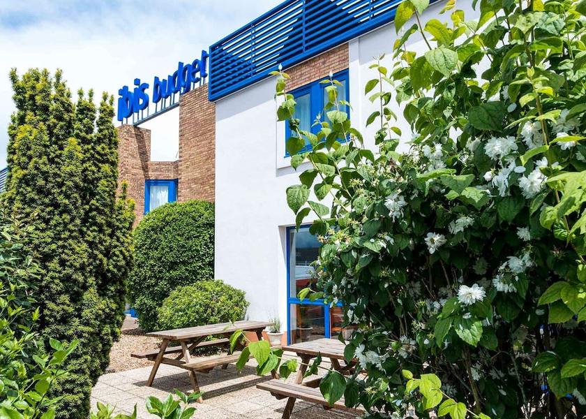 Nouvelle-Aquitaine Chatellerault Exterior Detail