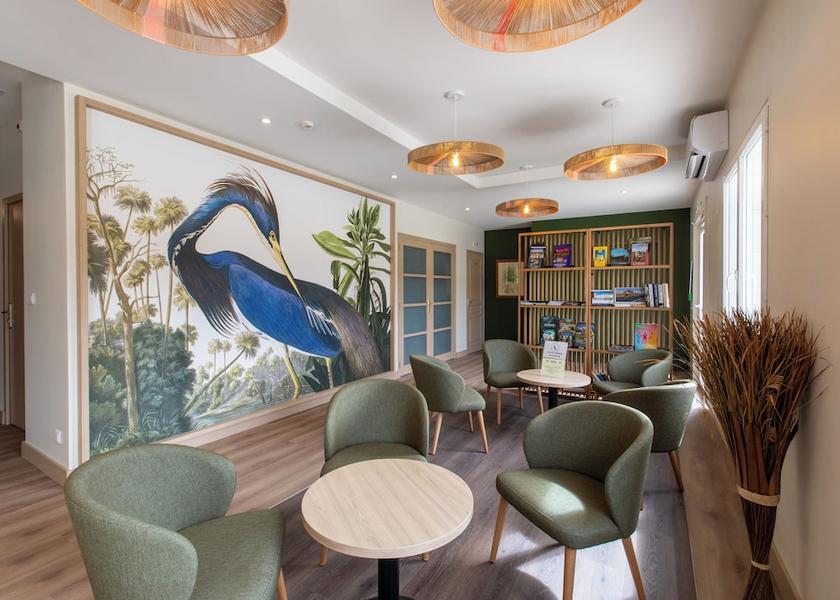 Pays de la Loire Le Lude Reception