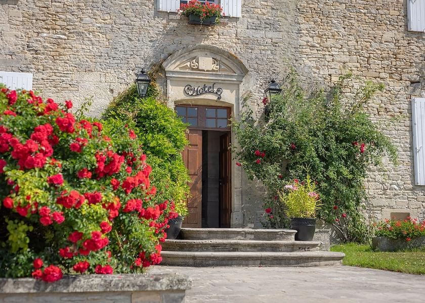 Normandy Crepon Exterior