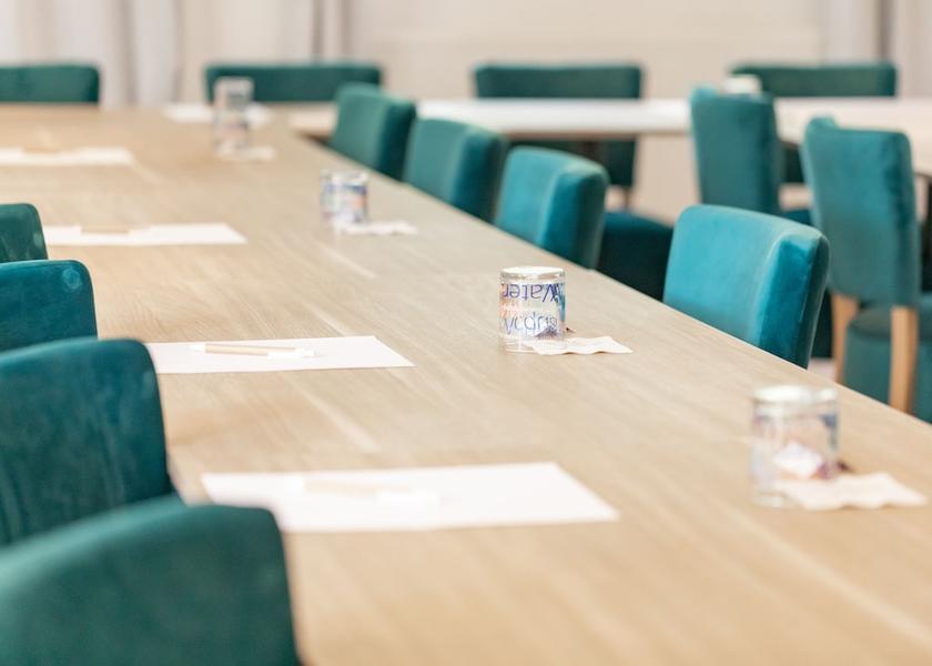 Provence - Alpes - Cote d'Azur Aix-en-Provence Meeting Room