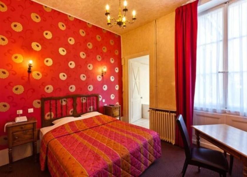 Bourgogne-Franche-Comté Besancon Room