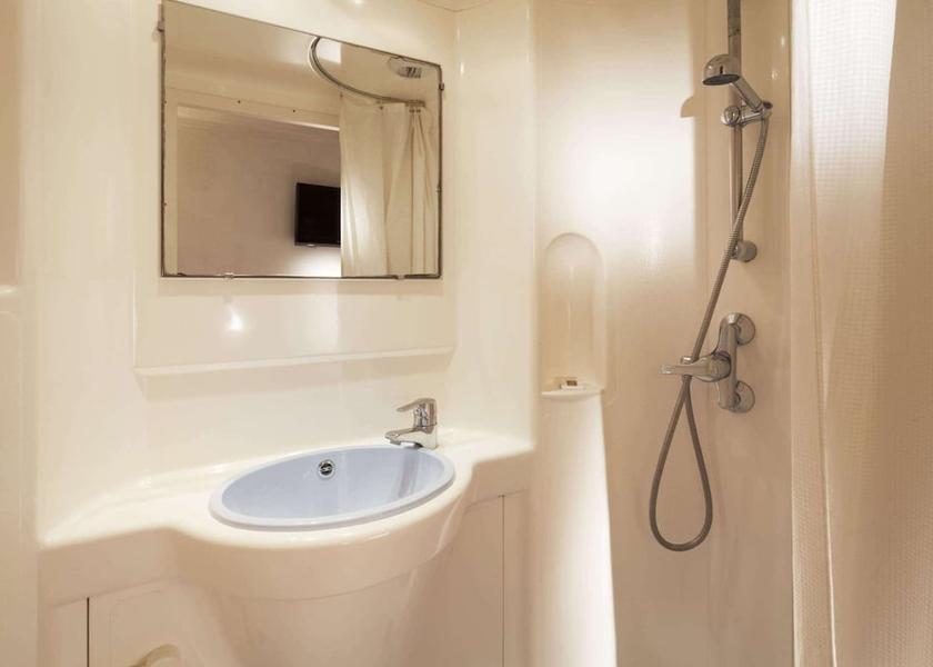 Ile-de-France Les Ulis Room