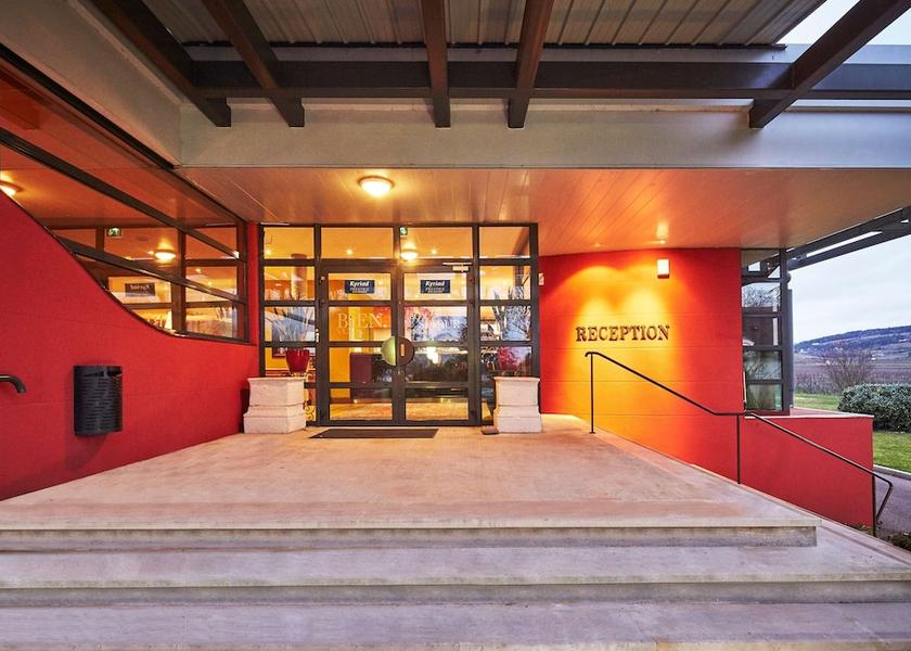 Bourgogne-Franche-Comte Beaune Exterior Detail