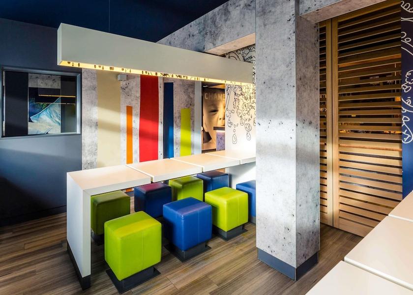 Ile-de-France Velizy-Villacoublay Breakfast Area