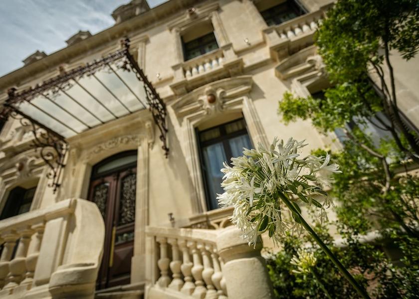 Occitanie Beziers Exterior Detail
