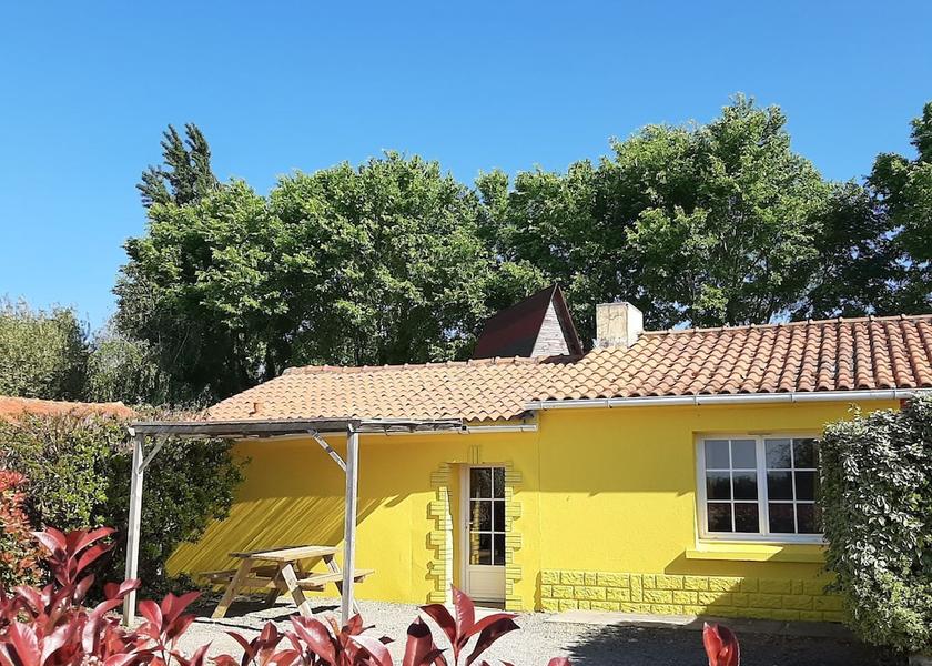 Pays de la Loire Sallertaine Room