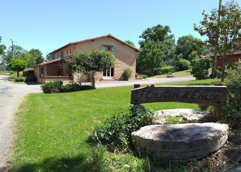Occitanie Seysses-Saves Facade