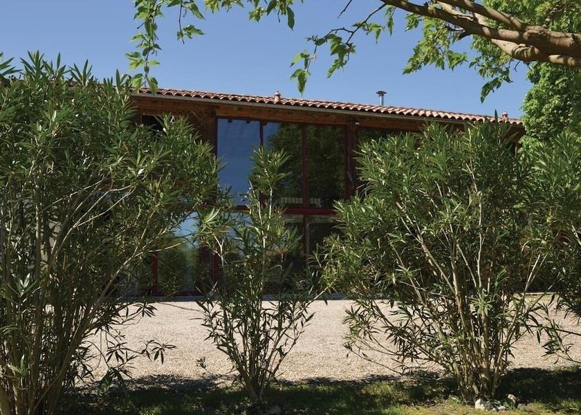 Nouvelle-Aquitaine Moulis-en-Medoc Exterior Detail