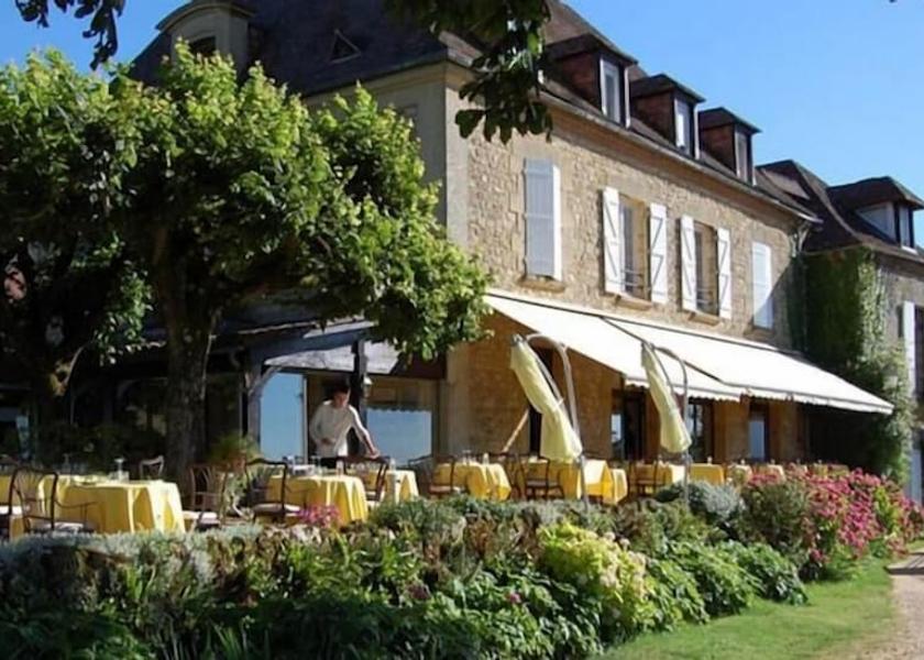 Nouvelle-Aquitaine Domme Exterior Detail