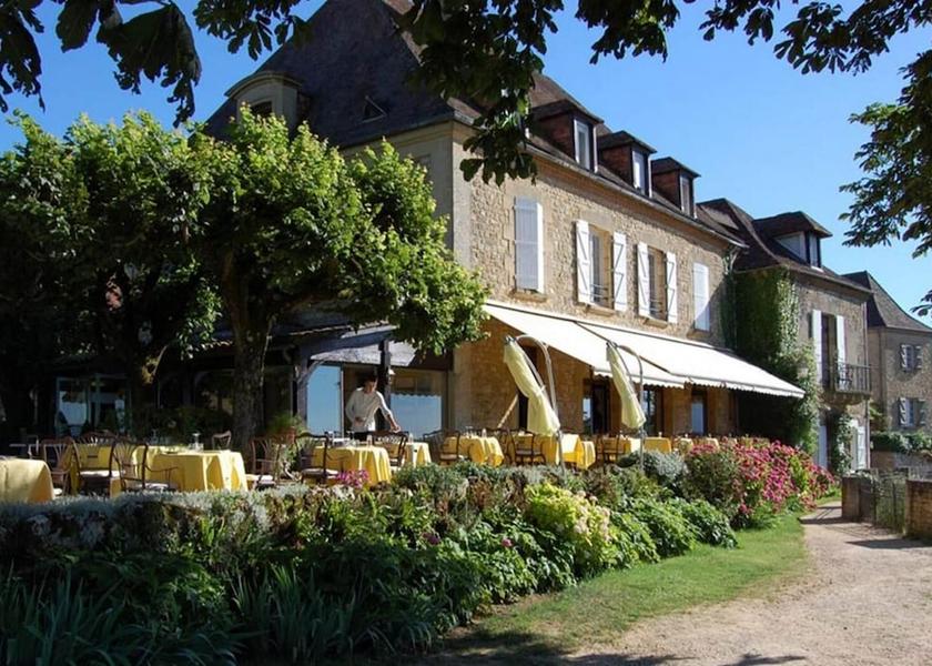 Nouvelle-Aquitaine Domme Exterior Detail