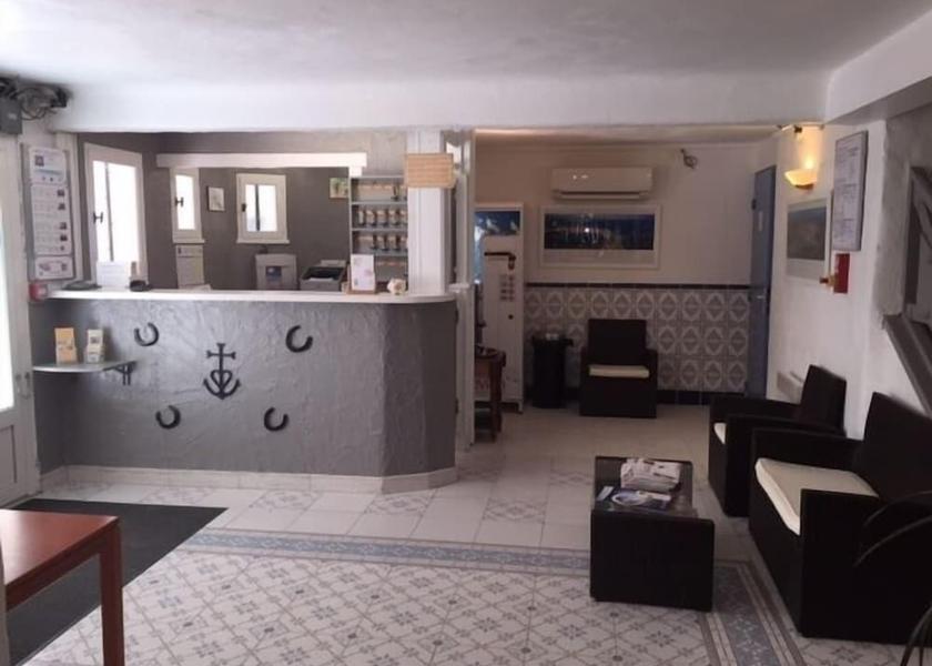 Provence-Alpes-Côte d'Azur Saintes-Maries-de-la-Mer Reception