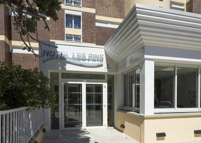 Occitanie Balaruc-les-Bains Property entrance