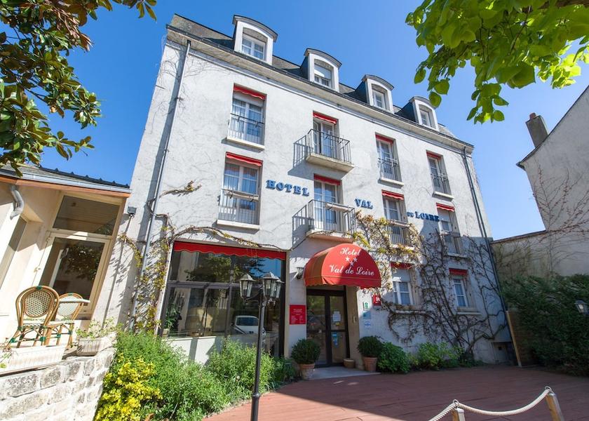 Centre-Loire Valley Azay-le-Rideau Front of property