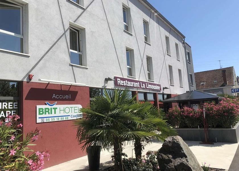 Nouvelle-Aquitaine Malemort-sur-Correze Exterior Detail