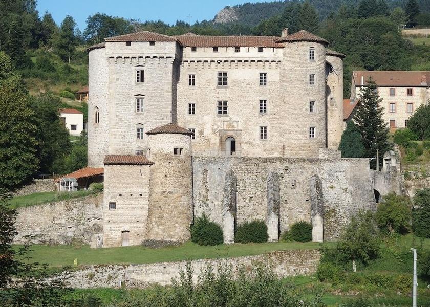 Auvergne-Rhone-Alpes Chalmazel Exterior Detail