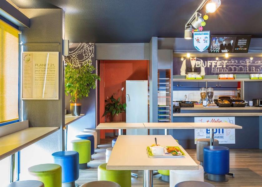 Ile-de-France Saint-Gratien Interior Entrance