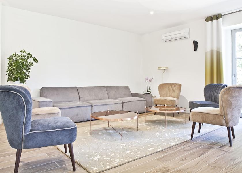 Nouvelle-Aquitaine Angouleme Lobby