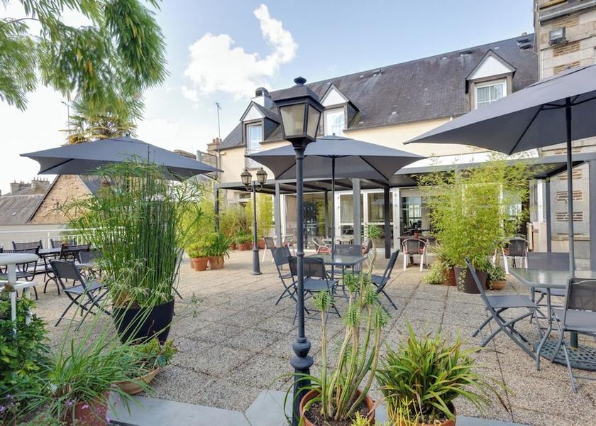 Normandy Saint-Hilaire-du-Harcouet Terrace/patio