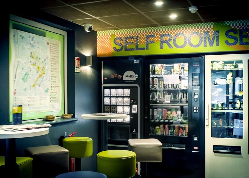 Grand Est Colmar Vending machine