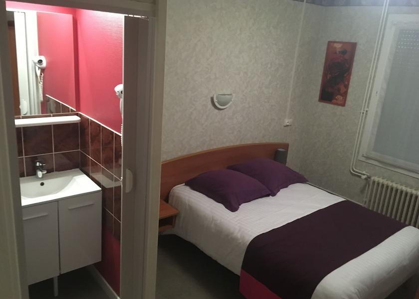 Bourgogne-Franche-Comté Nevers Room