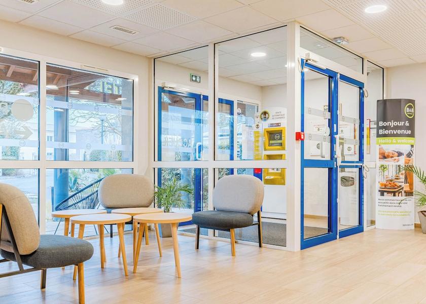 Nouvelle-Aquitaine Chasseneuil-du-Poitou Lobby