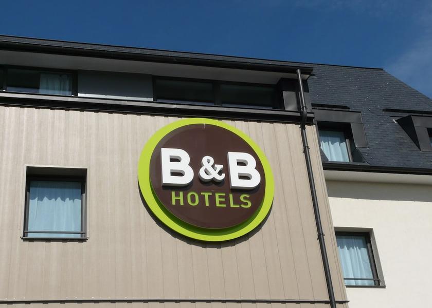 Brittany Saint-Jouan-des-Guerets Facade