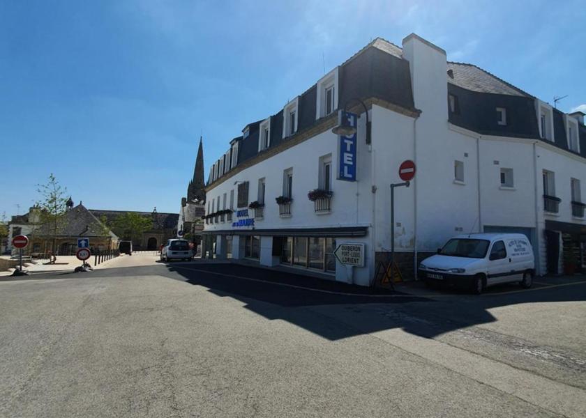 Brittany Carnac exterior view