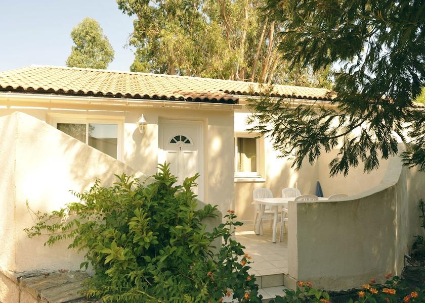 Corsica Sari-Solenzara Interior Entrance