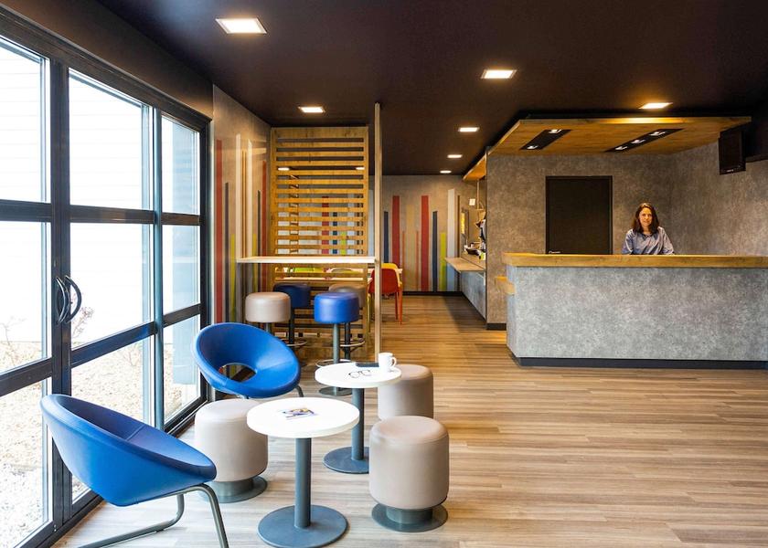 Nouvelle-Aquitaine Champniers Exterior Detail