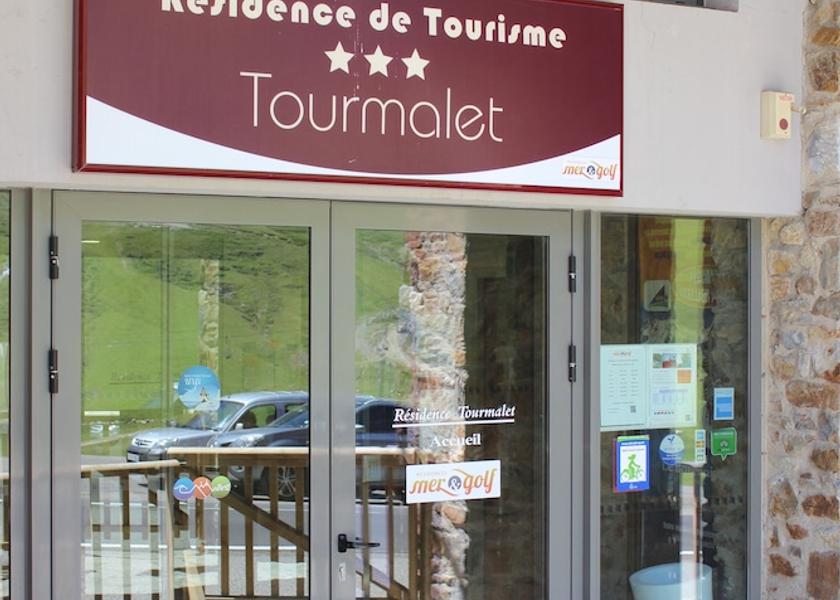 Occitanie Bagneres-De-Bigorre Entrance