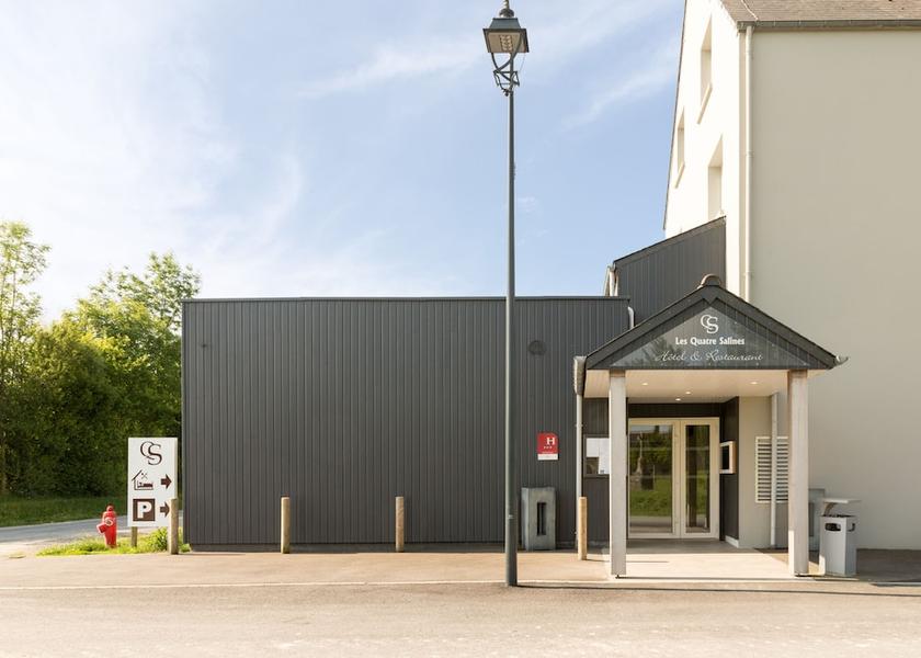 Brittany Roz-sur-Couesnon Facade