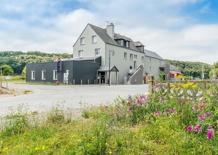 Brittany Roz-sur-Couesnon Facade