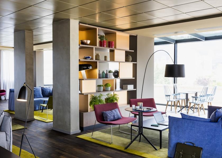 Île-de-France Rueil-Malmaison Lobby