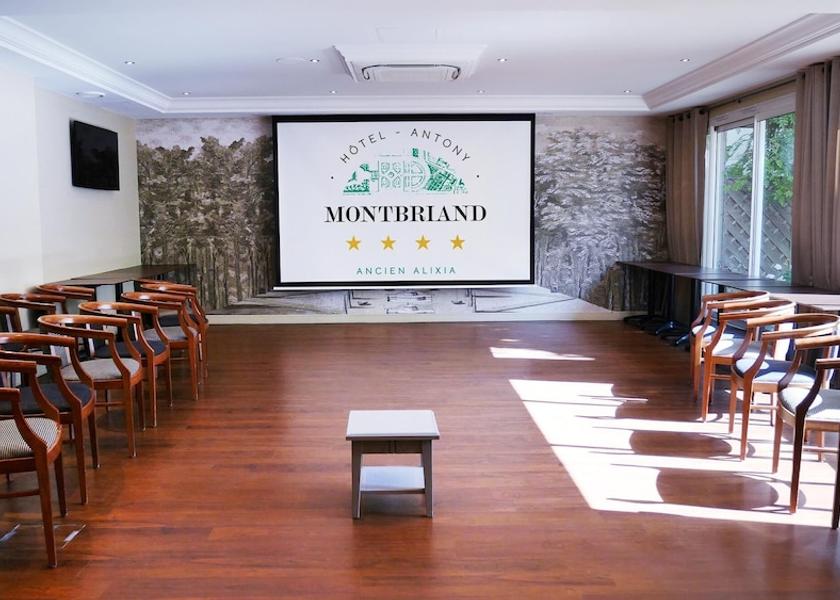 Ile-de-France Antony Meeting Room