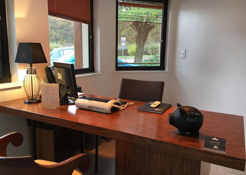 Bourgogne-Franche-Comte Rouvray Interior Entrance