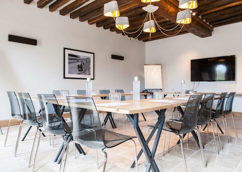 Normandy Surville Meeting Room