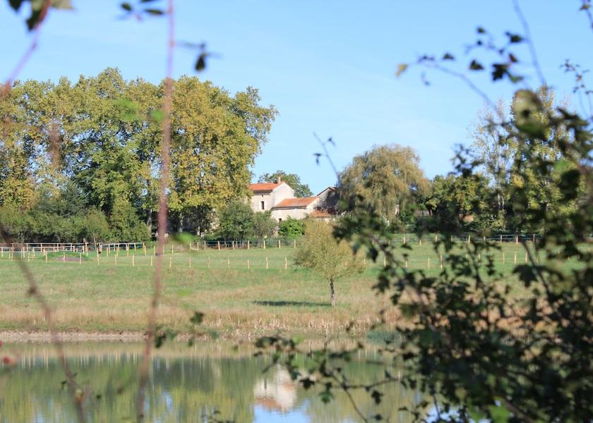 Nouvelle-Aquitaine Villefranche-de-Lonchat Lake