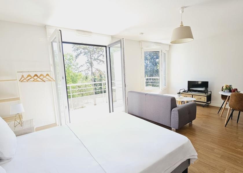 Bourgogne-Franche-Comte Nevers Room