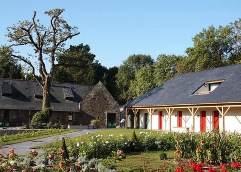 Pays de la Loire Les Garennes-sur-Loire Exterior Detail