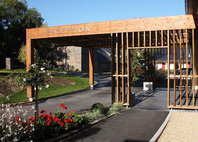 Pays de la Loire Les Garennes-sur-Loire Exterior Detail