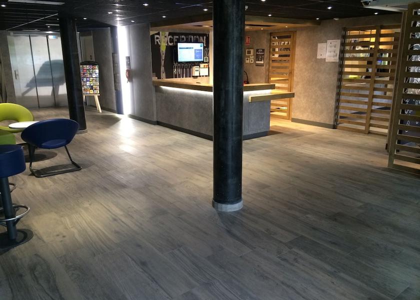 Provence - Alpes - Cote d'Azur Brignoles Reception