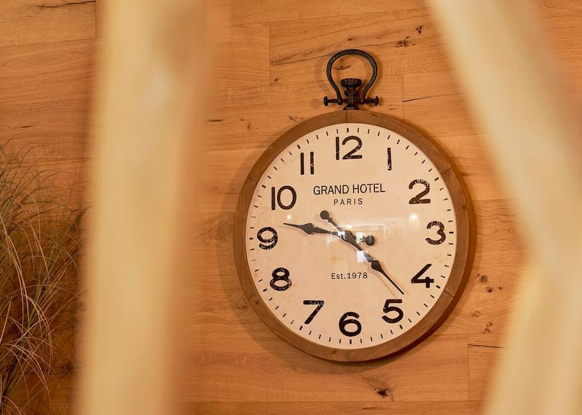 Hauts-de-France Favieres Reception