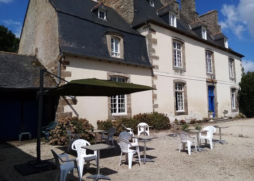 Brittany Baguer-Morvan Bar