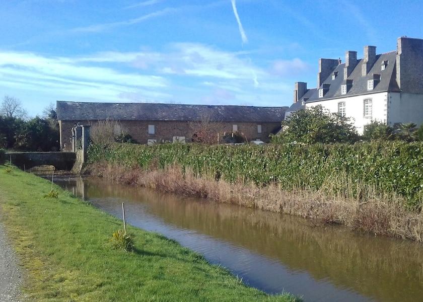 Brittany Baguer-Morvan Amenity