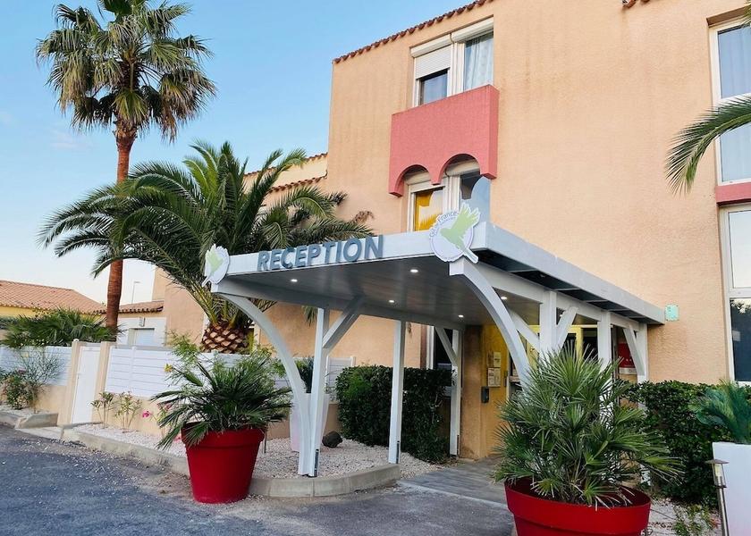 Occitanie Agde Parking