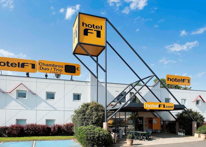 Ile-de-France Rungis Exterior Detail